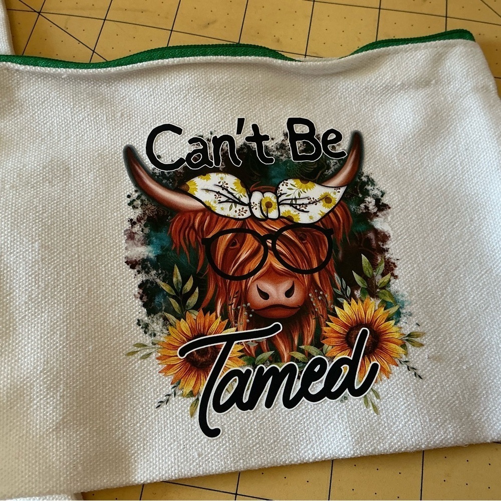 Handcrafted Lot of three bags with fresh pressed transfers! - Picture 3 of 4